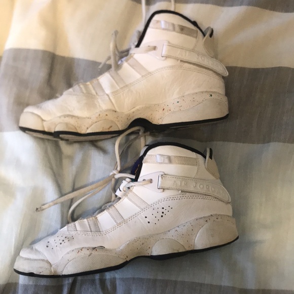 I need to get rid of these shoes they don’t fit me anymore - Picture 3 of 5